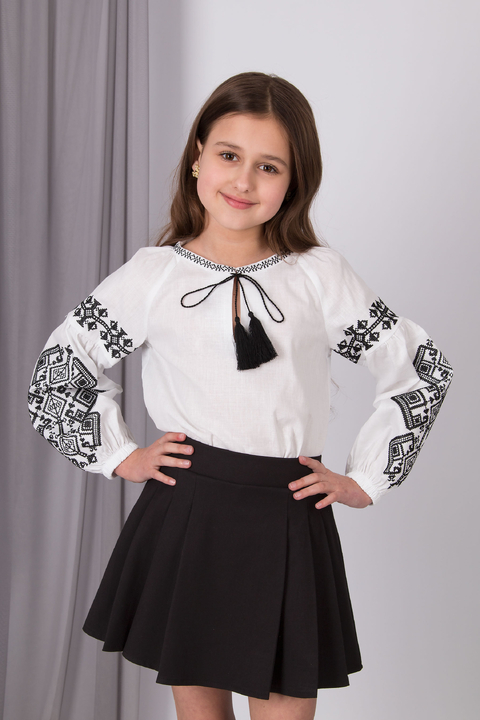 5660 Вишиванка-01